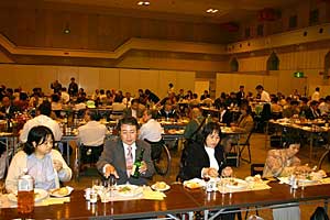 懇親会の様子-2